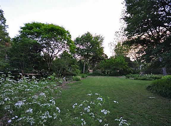 4th image of 9410 Hermosa Dr