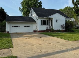 15616 Corkhill Rd, Maple Heights, OH 44137