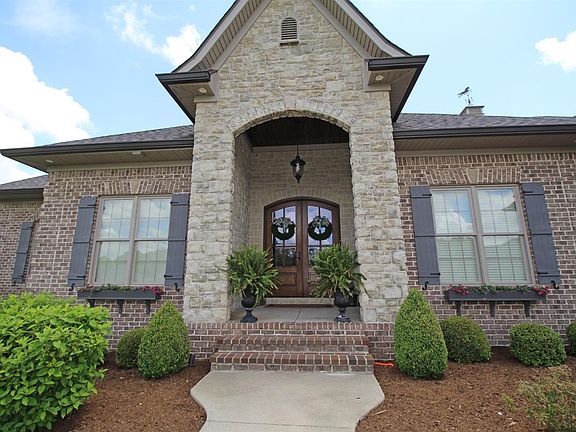 3rd image of 113 Laurenbrook Dr