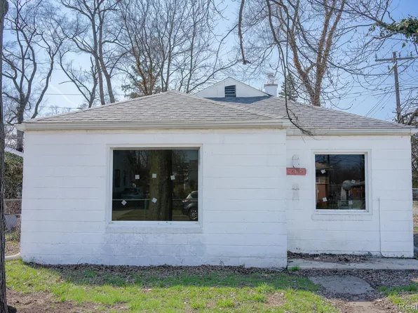 20255 Santa Rosa Dr, Detroit, MI 48221