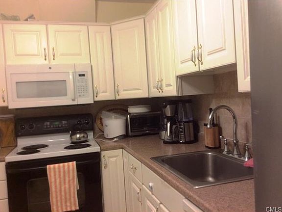 4th image of 89 Ameridge Dr