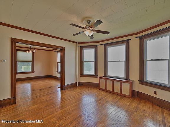 5th image of 735 N Bromley Ave