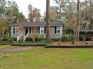 224 Edgewood Dr, Thomasville, GA 31792