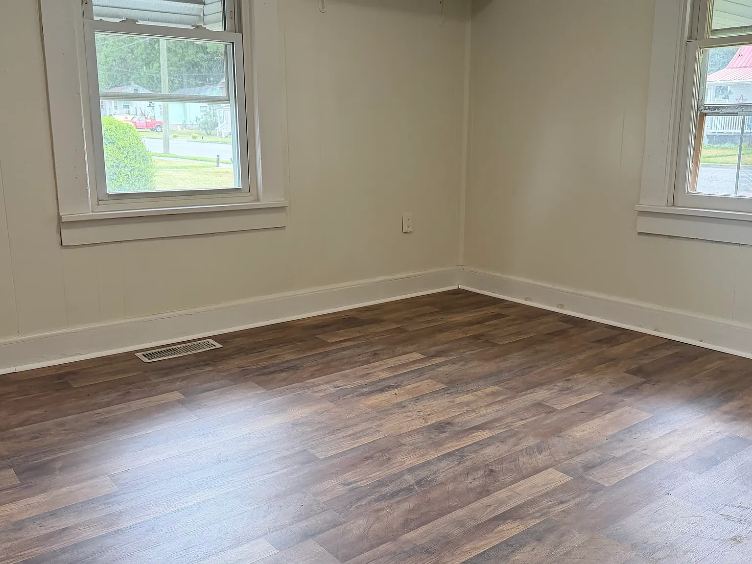 2 bed, 832 sqft, $1,250 — Photo 2