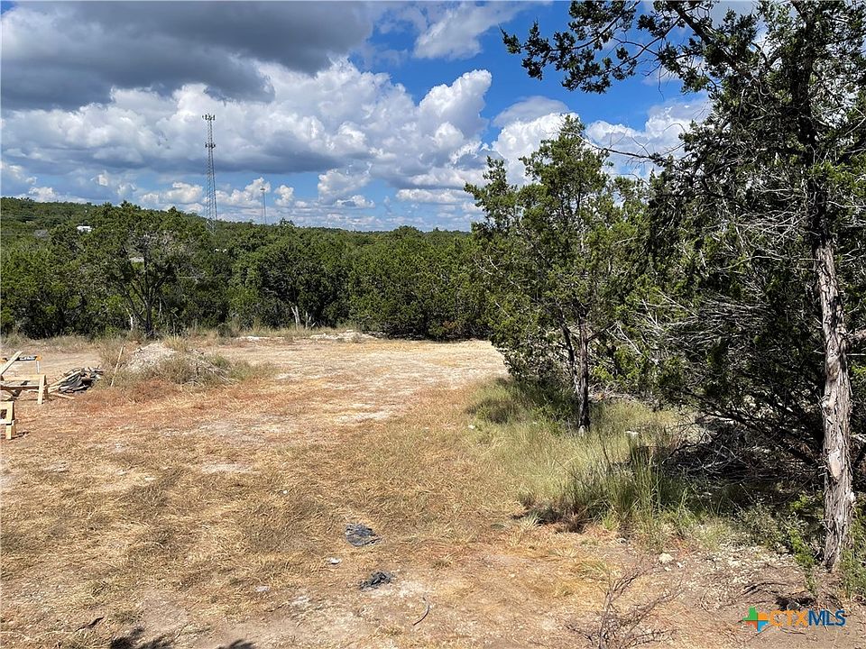 2nd image of 337 Canyon Springs Dr
