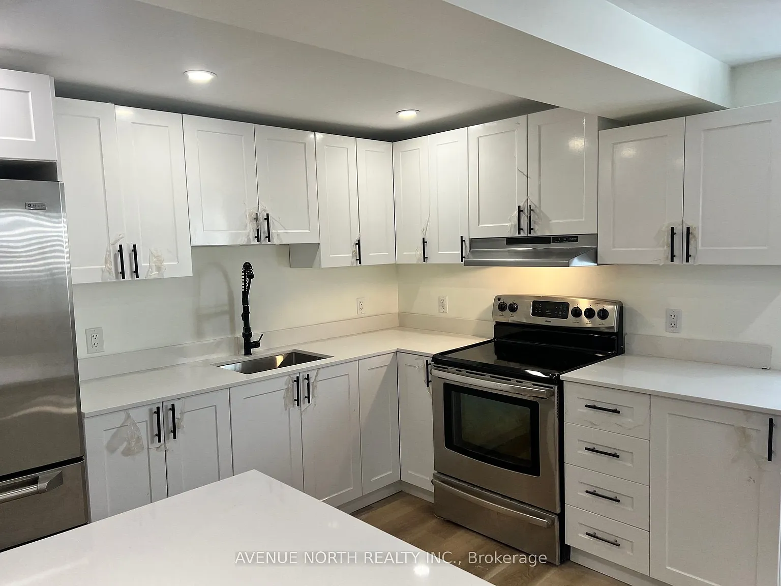 3 bed, $2,350 — Photo 2