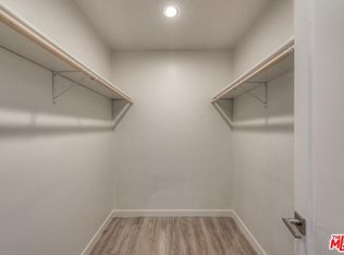 15749 Gault St, Van Nuys, CA 91406