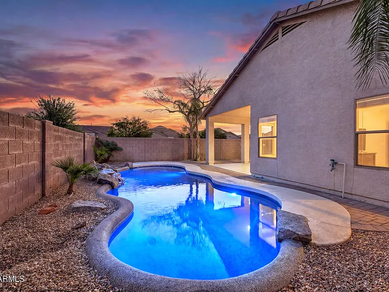 921 W Dana Dr — Photo 21