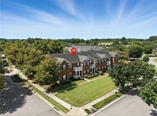 814 Great Marsh Ave, Chesapeake, VA 23320