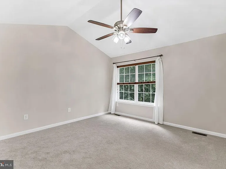 3657 Bedford Dr — Photo 14