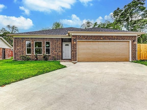 2nd image of 9843 Balsam Ln