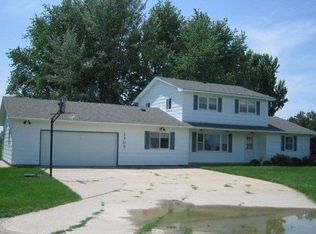 1708 E Milwaukee Ave, Storm Lake, IA 50588