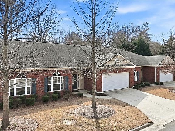 3rd image of 166 Senior Cir