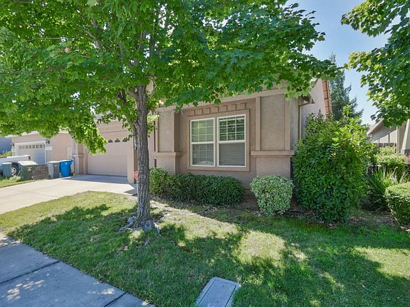 3rd image of 1148 John Wayne Dr