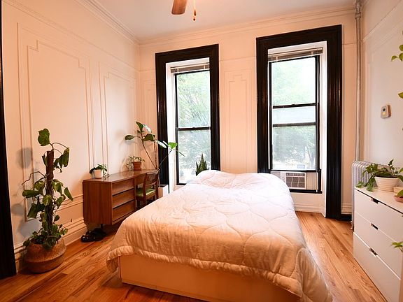 4th image of 712 Lafayette Ave APT 1