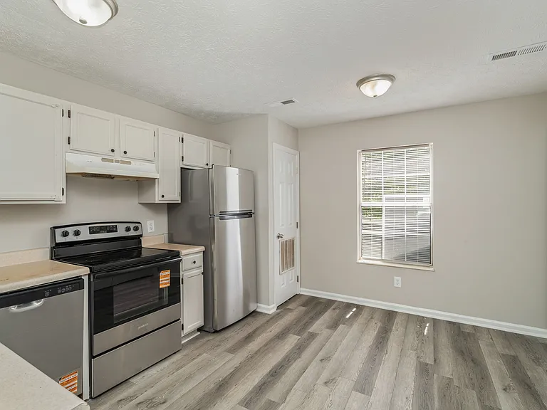 1210 Pin Oak Dr — Photo 9