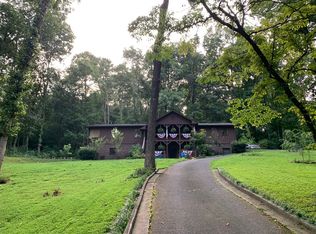 211 Cherry Hill Dr, Calhoun, GA 30701