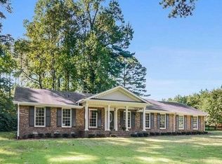 6401 E Glen Rd, Lithonia, GA 30038