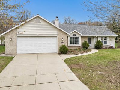 1145 Tara Marie Ln, Green Bay, WI, 54313