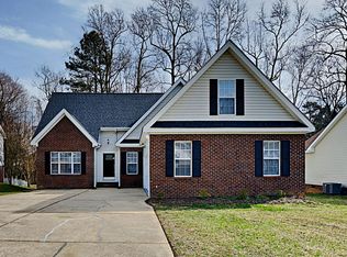 213 Walnut Creek Dr, Clayton, NC 27520