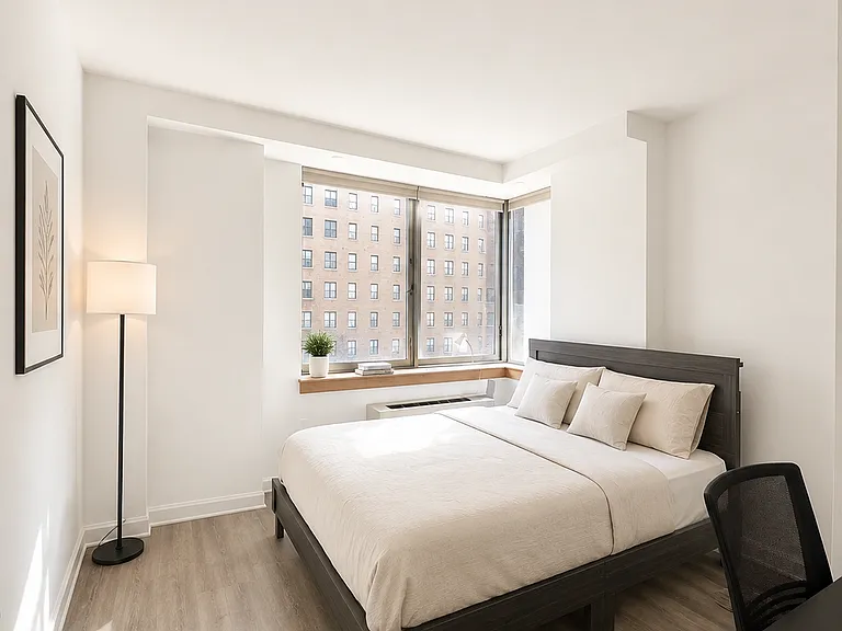 35 W 33rd St #22F — Photo 3