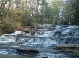 515 Old Deer Path Way, Cleveland, GA 30528