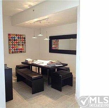 4th image of 801 S Olive Ave Unit 604