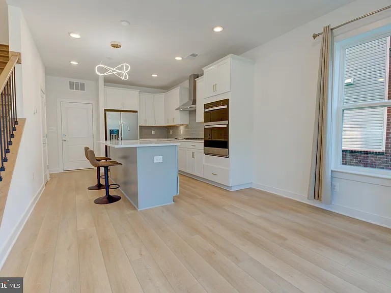 16108 Frederick Rd — Photo 15