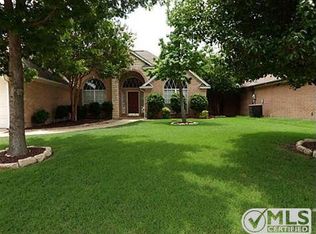 1017 Jessica Dr, Burleson, TX 76028