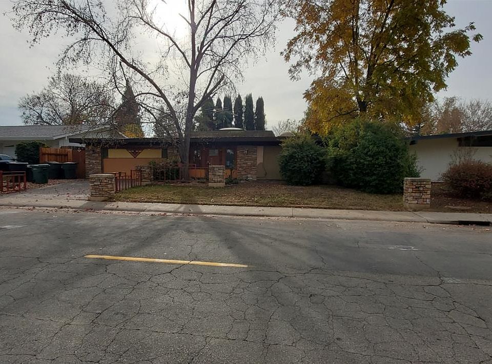 2nd image of 5312 Locust Ave