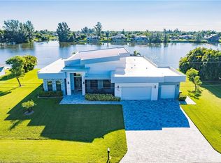 3709 SW 15th Pl, Cape Coral, FL 33914