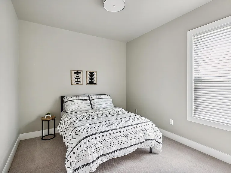 7080 Kodiak Dr — Photo 9