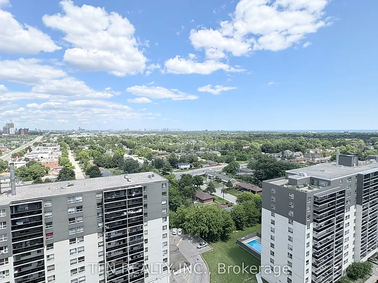 86 Dundas St E #1611 — Photo 9