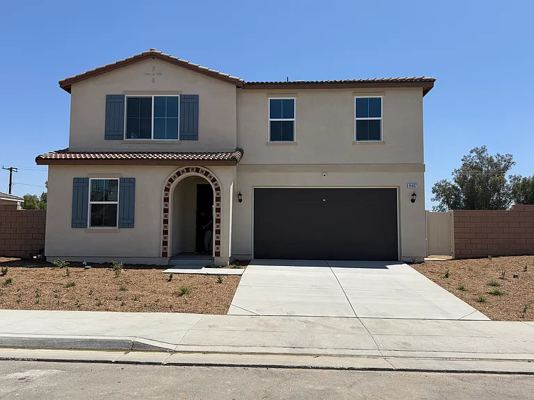19407 Arenal Way — Photo 1