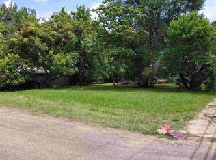 114 & 124 NW 13th St NW, Paris, TX 75460