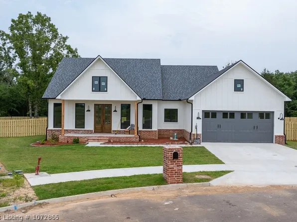 2521 Wickham Ct, Greenwood, AR 72936