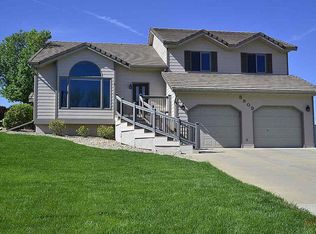 3909 Parkridge Dr, Rapid City, SD 57702