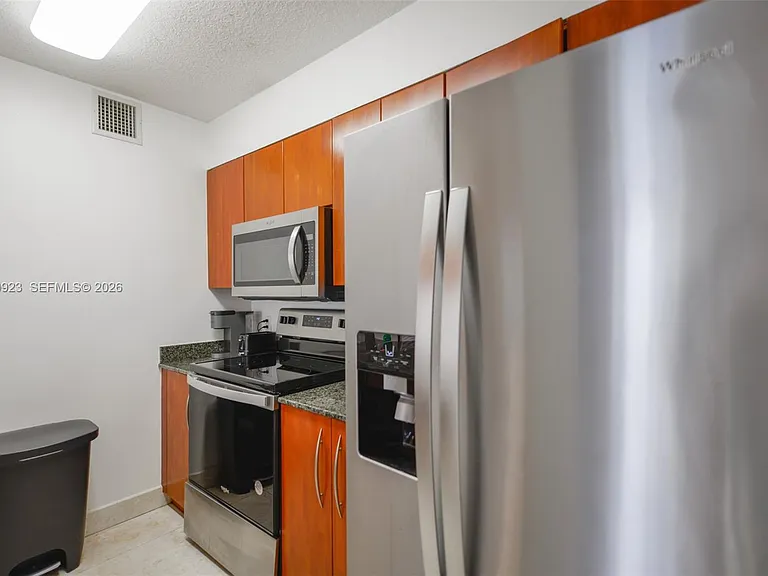 1200 Brickell Bay Dr #2324 — Photo 12