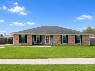 115 Piping Rock Dr, Houma, LA 70363
