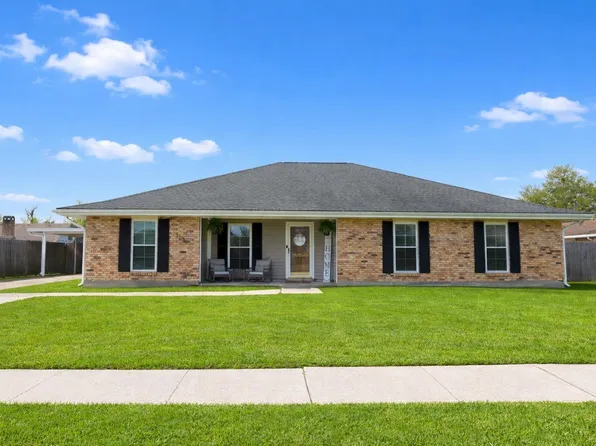 115 Piping Rock Dr, Houma, LA 70363