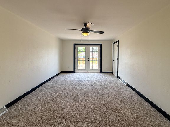 3rd image of 507 3rd St