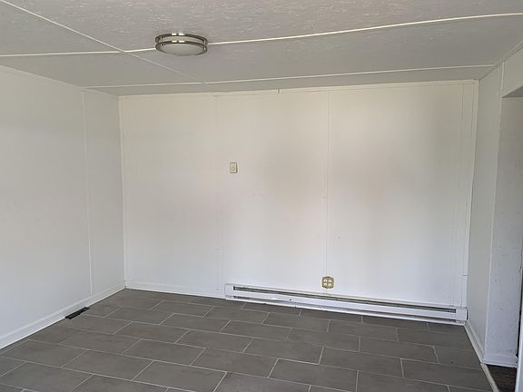 5th image of 412 Beech St #B