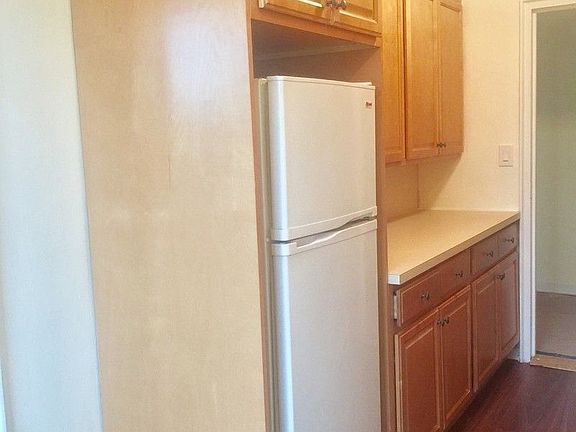 5th image of 3103 Fairfield Ave APT 7D
