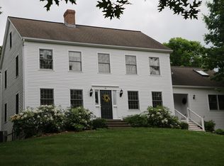 15 Patriot Rd, Tyngsboro, MA 01879