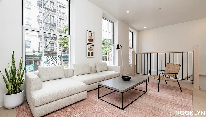 Living room, photo 1