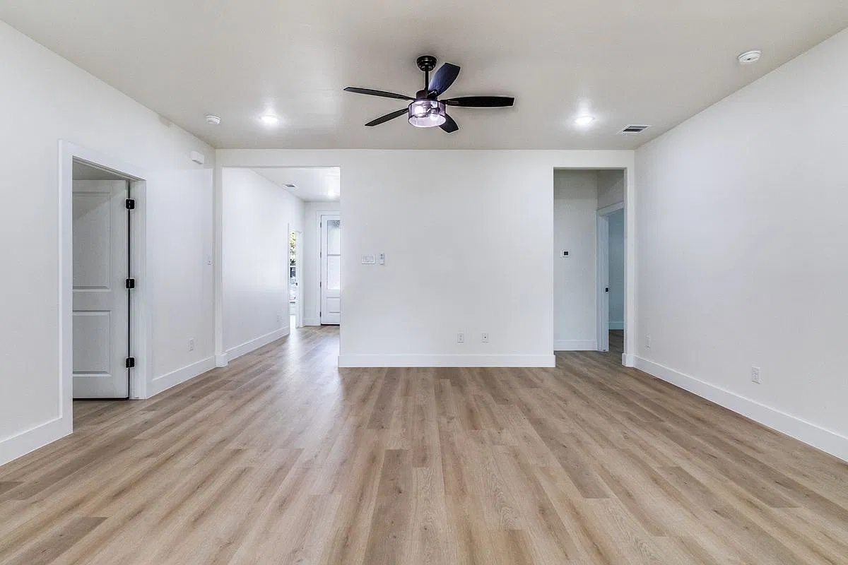 4 bed, 3.0 bath, 1793 sqft, $2,900 — Photo 3
