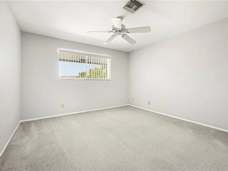 1376 Chesapeake Ave #2 — Photo 19