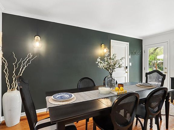 5th image of 7933 Colonial Dr