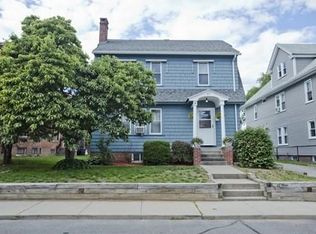 29 Brookline Ave, Holyoke, MA 01040