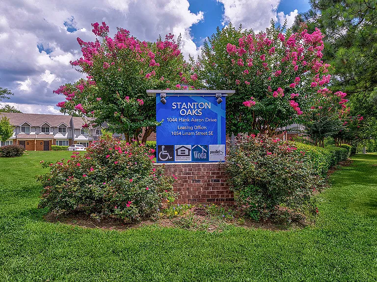 Stanton Oaks — Photo 4